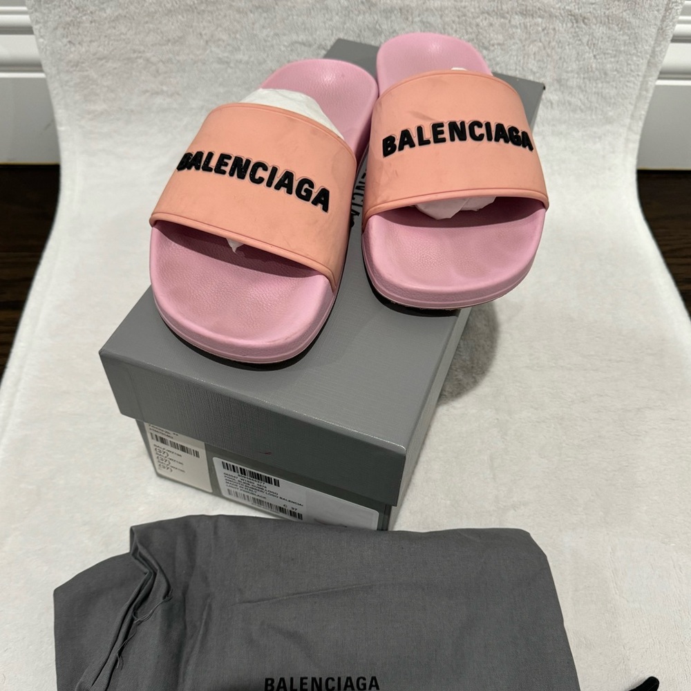 Balenciaga Pink Rubber Pool slides